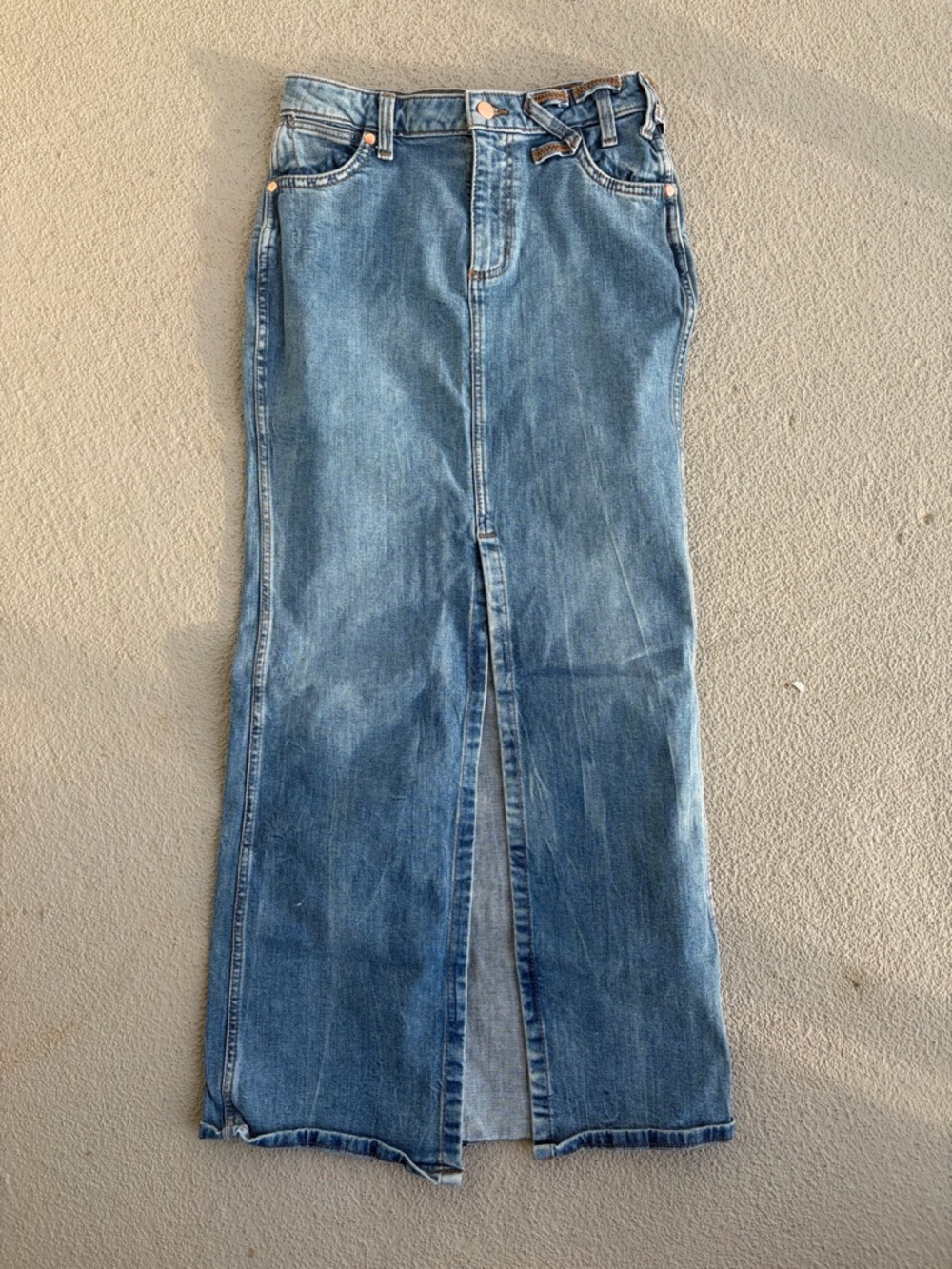 Wrangler x STAUD Denim midi skirt